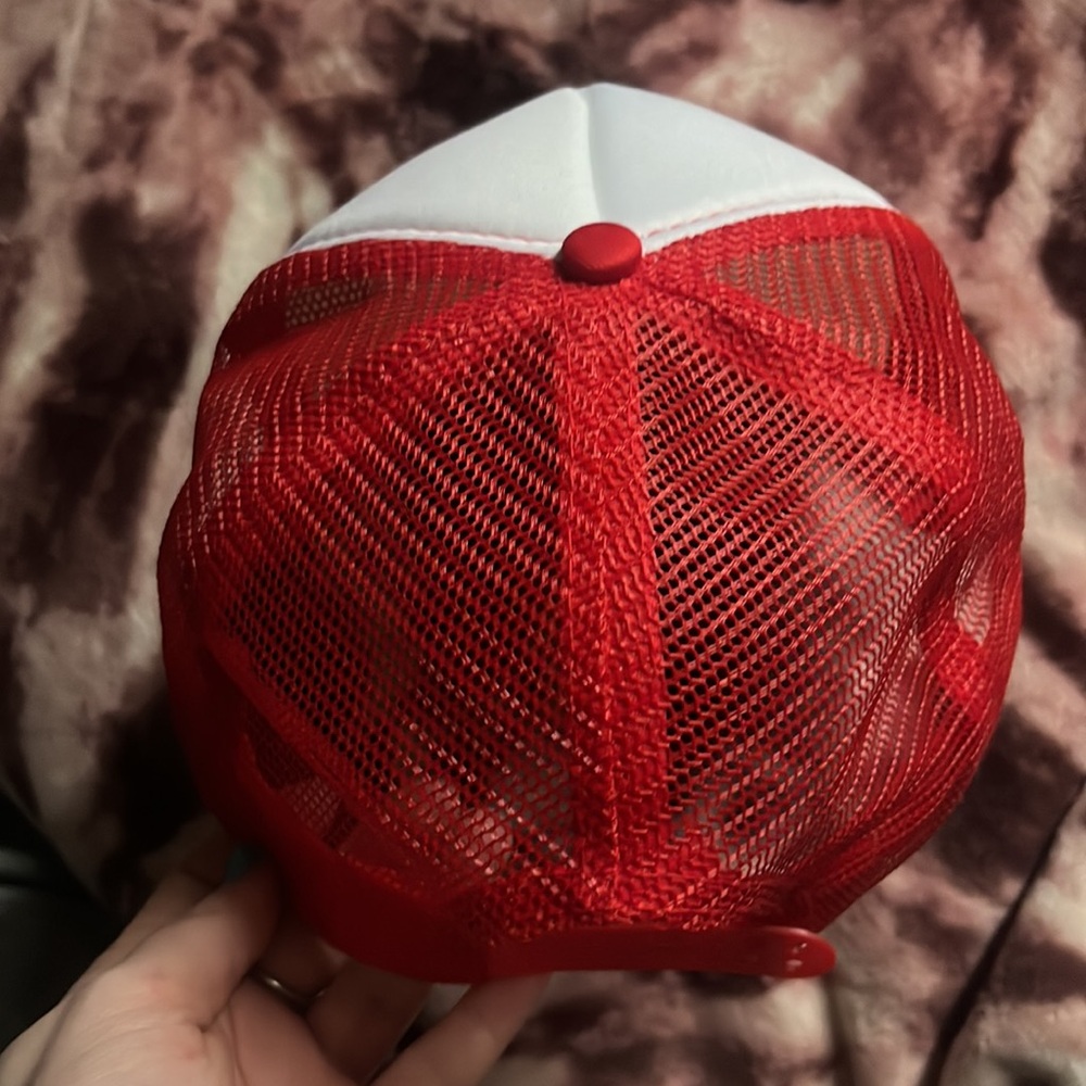 Cherry Cap - Picture 4 of 5